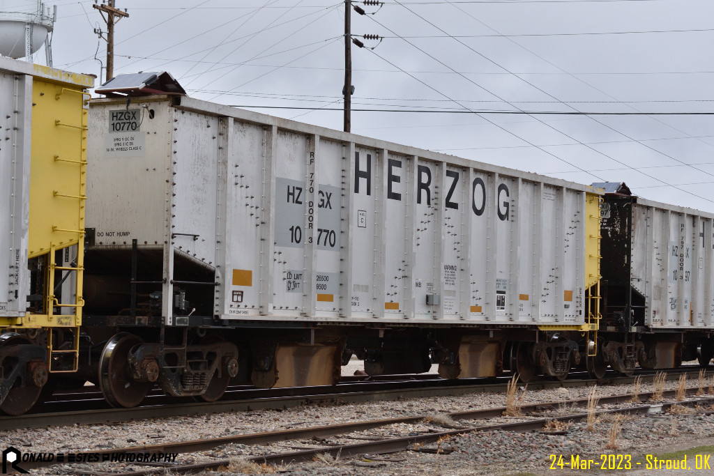 PRN2023030412_499 24-Mar-2023 Herzog Contracting Corporation – Herzog Railroad Services HZGX 10770 Hopper Car 53 1" 4 Bay Open Ballast BLT/NEW 02-1999